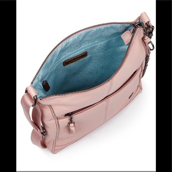 SOLD🚫THE SAK LUCIA PETAL PINK CROSSBODY BAG. - Picture 4 of 16